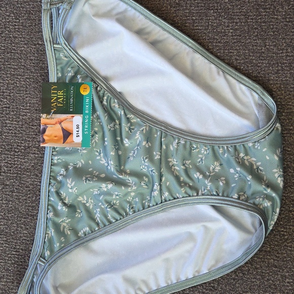 Vanity Fair Illumination String Bikini Panties Set Of 2 Size 7 L - Picture 2 of 5
